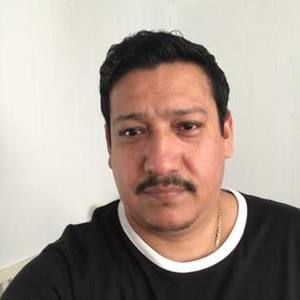 Meet your Posher, Javier